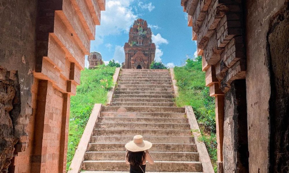 Tháp Bánh Ít, Tháp Chăm đẹp nhất Việt Nam