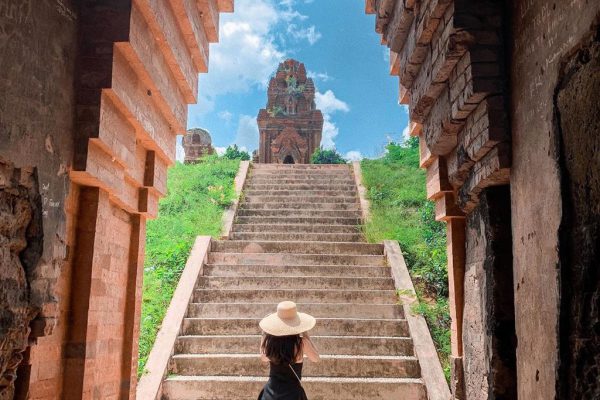 Tháp Bánh Ít, Tháp Chăm đẹp nhất Việt Nam