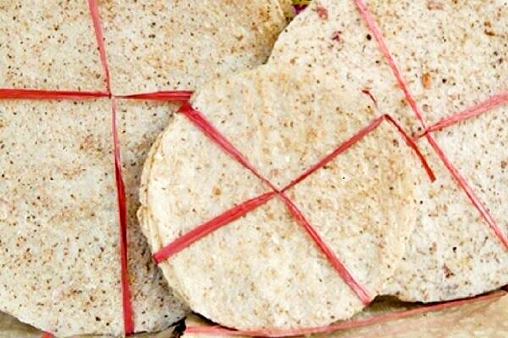 Bánh tráng nước dừa tam quan - DS Bình Định