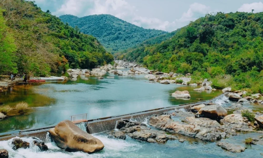 Khu du lịch sinh thái Hầm Hô