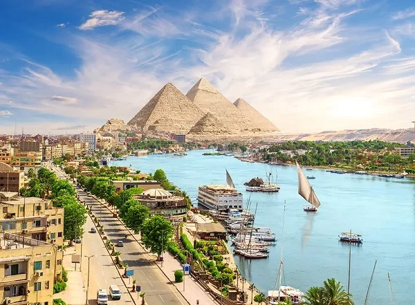 Du thuyền trên sông Nile huyền thoại trong tour Ai Cập 9 ngày 8 đêm