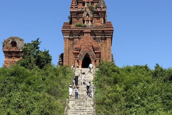 Land tour Quy Nhơn cho công ty lữ hành